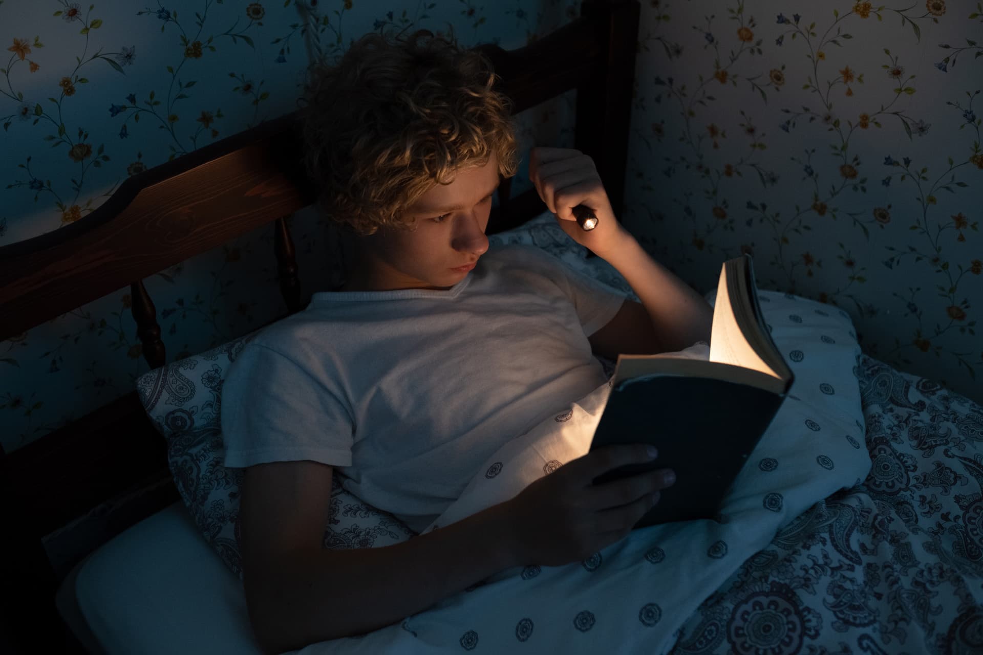 Teen bed.jpg
